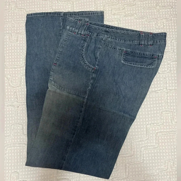 J. Jill Denim - JJIll Tall women’s jeans. Lightweight. Starched. Smoke free home.